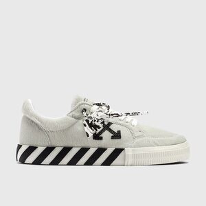 Off-White c/o Virgil Abloh Pony Low Vulcanized Sneakers Size 39 Women’s US 9